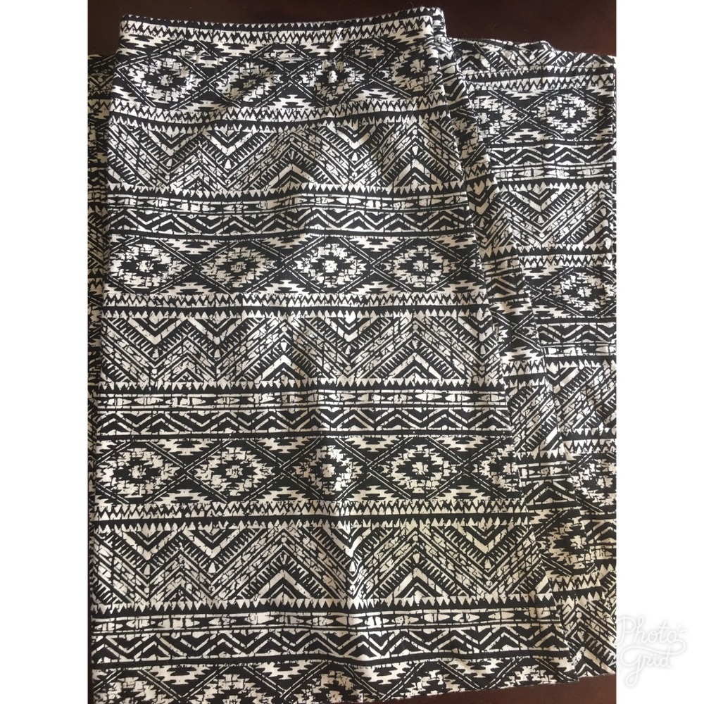 Arizona girls plus long skirt size 20.5