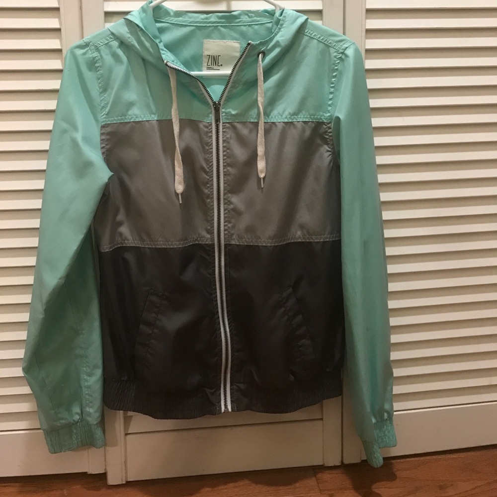 Zumiez windbreaker
