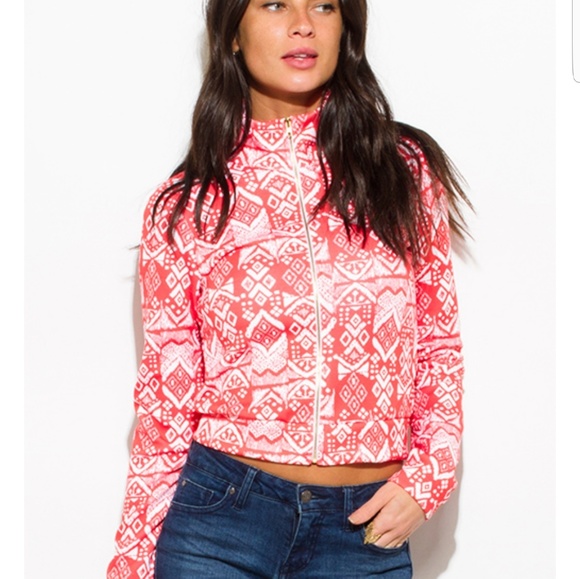 Sporty Long Sleeve Jacket - Picture 2 of 4