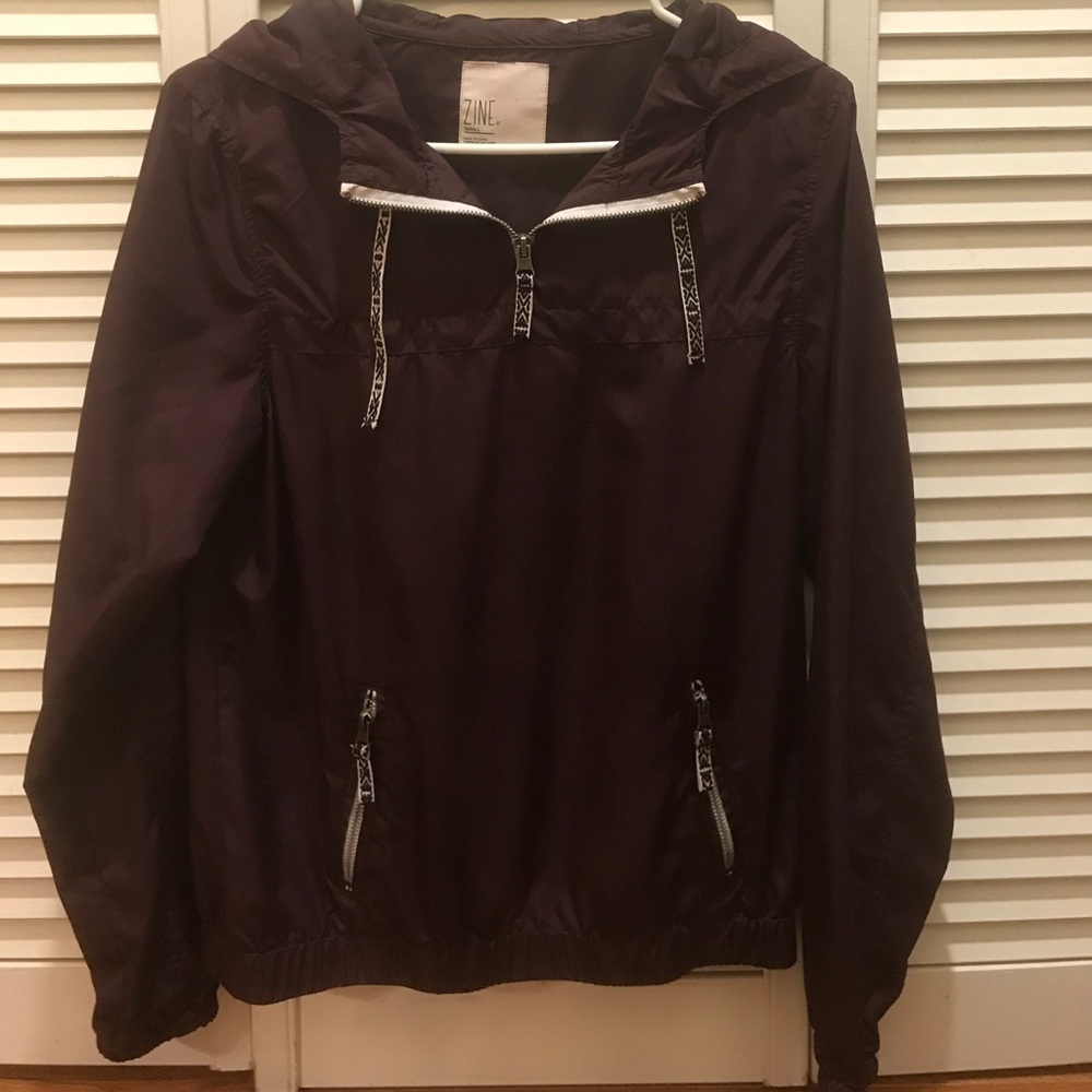 Zumiez windbreaker