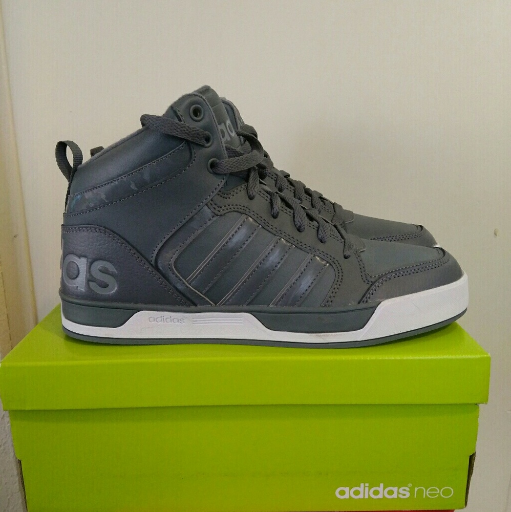Adidas mid top grey camo sz 8
