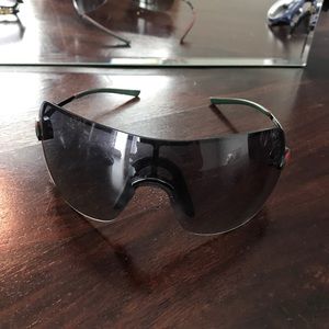 Gucci sun glasses