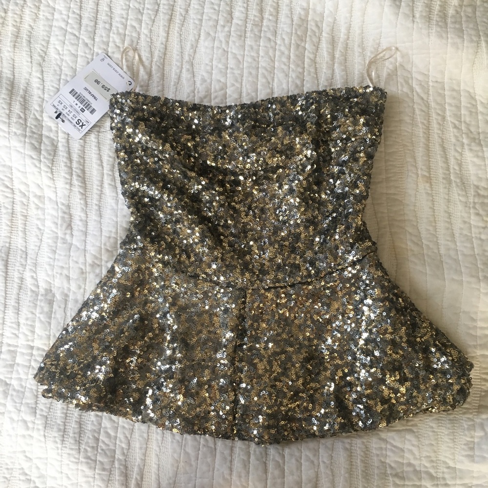 Super cute Zara strapless sequined top! NWT