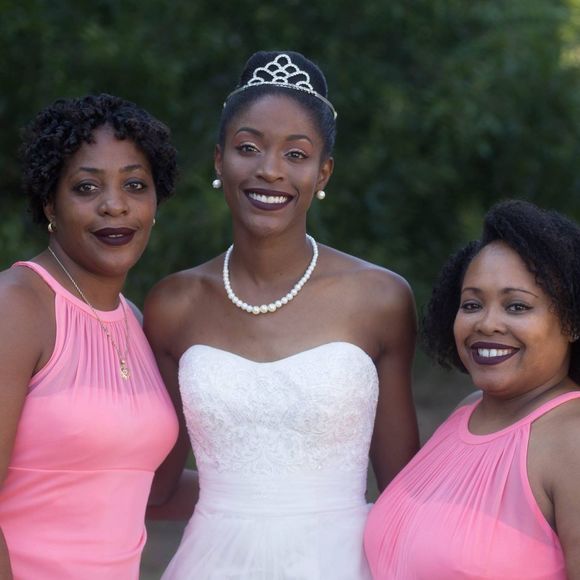 Meet your Posher, Isis - Picture 1 of 1