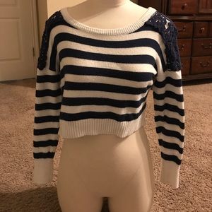 Teen short sweater