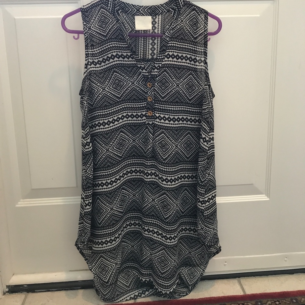 Patterned blouse