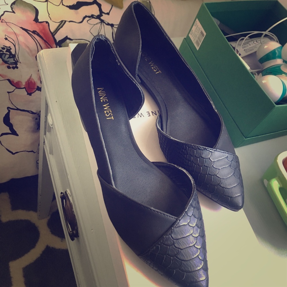 Nine West flats