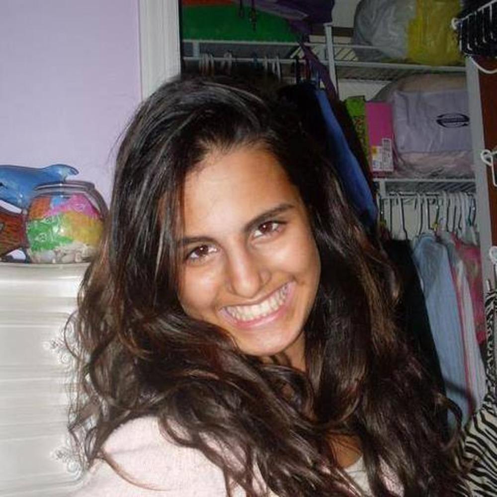 Meet your Posher, Parthena