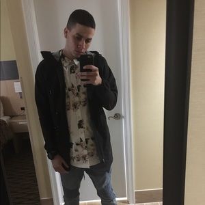 Meet your Posher, Efren