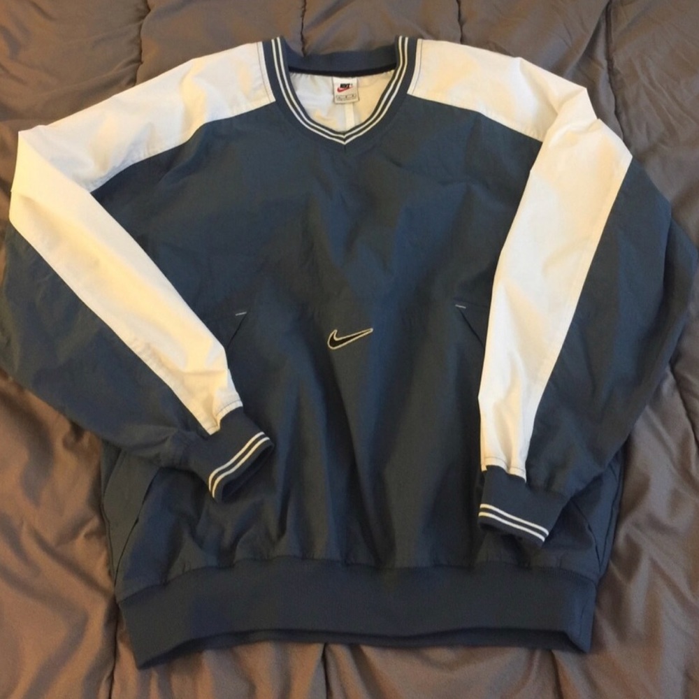 Vintage Nike wind breaker