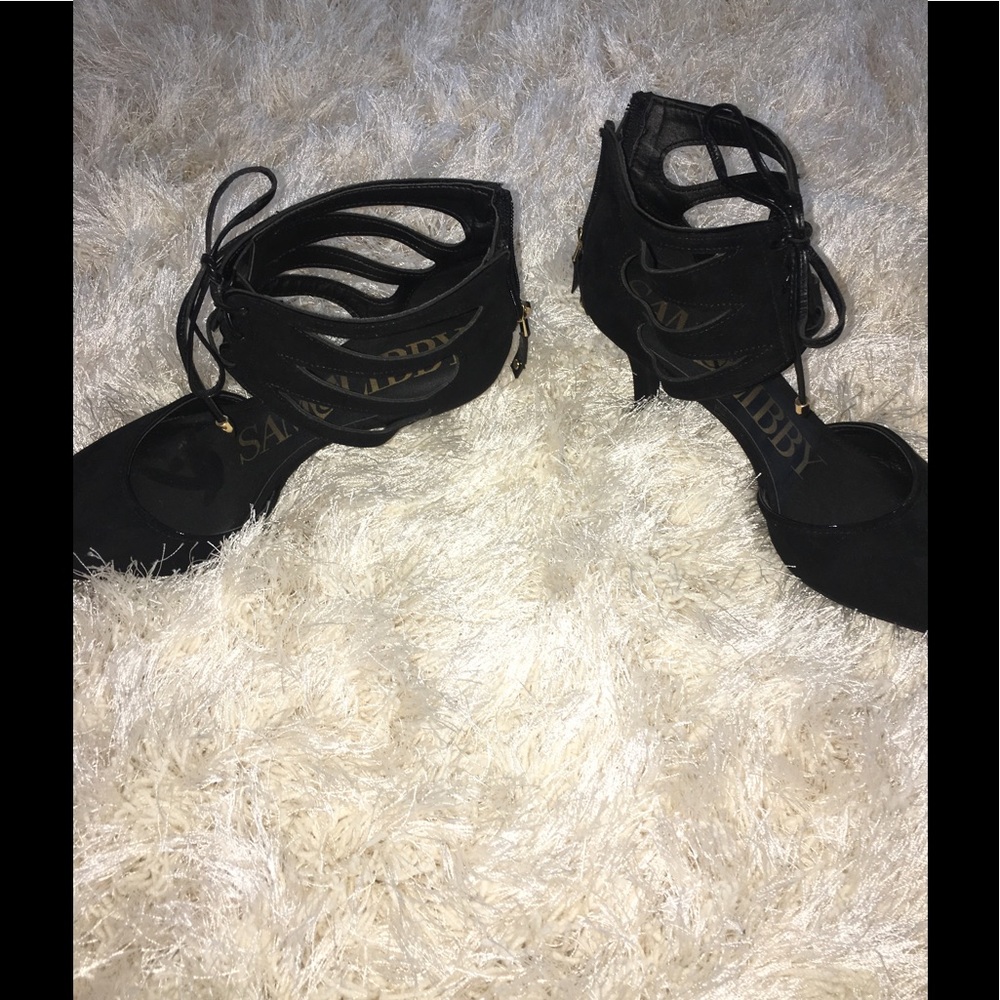 BLACK HEALS