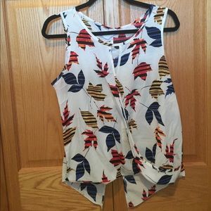 Leaf tank top