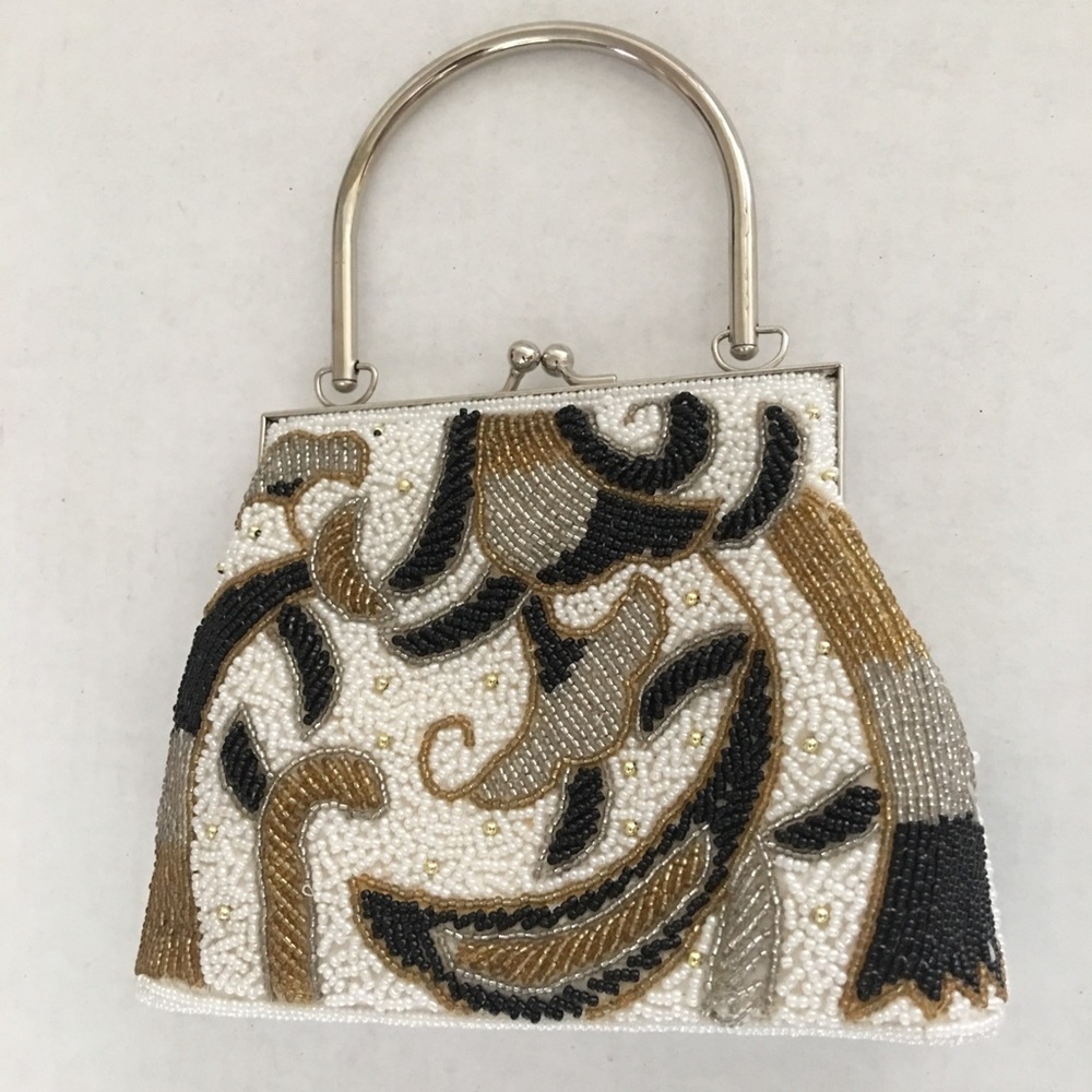 HANDMADE BEADED ADORABLE PURSE