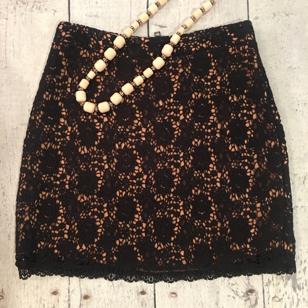 • ANTHRO • kimchi blue crochet skirt •