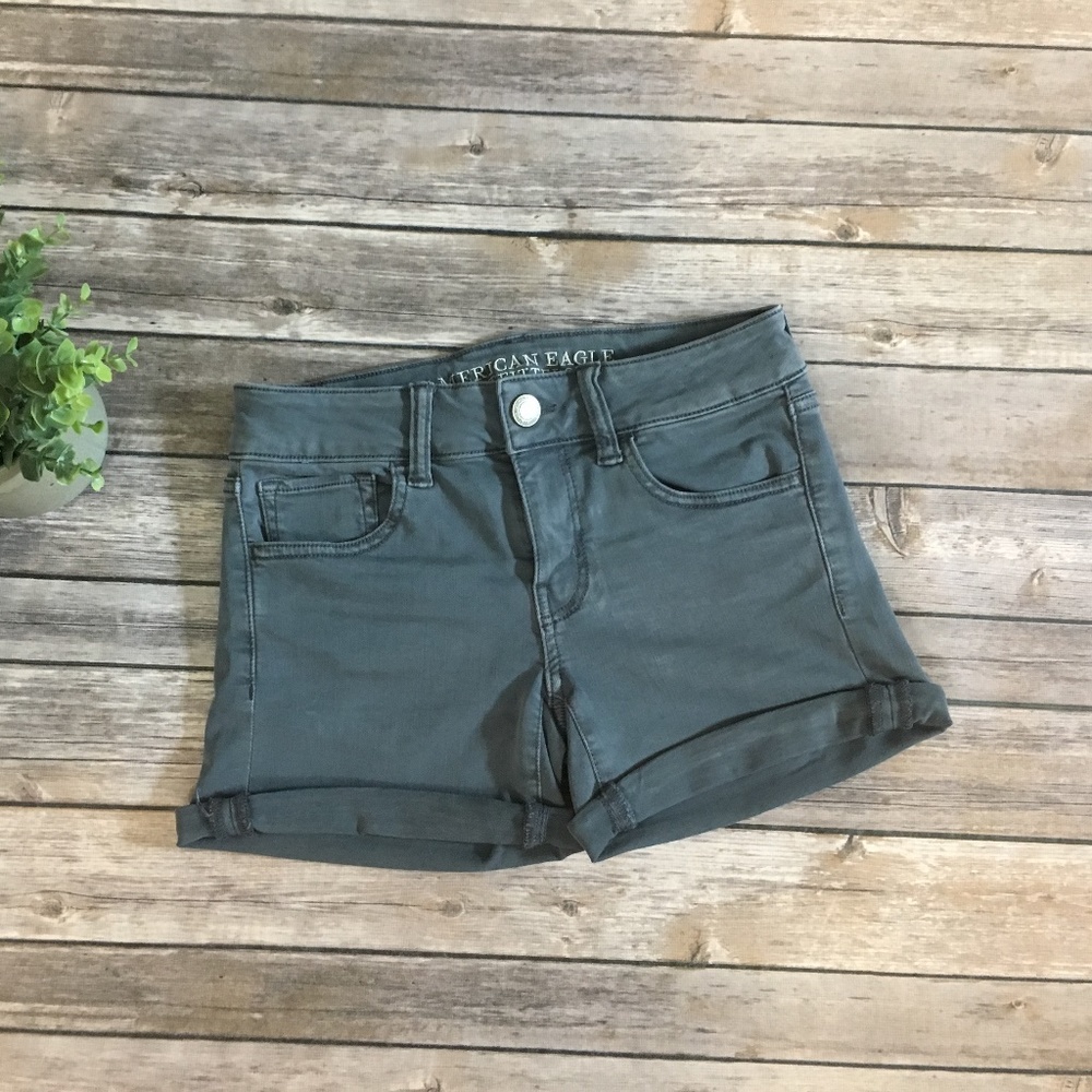 American Eagle Outfitters Midi Shorts