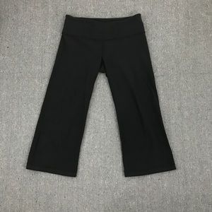 Lululemon reversible groove crop pants black