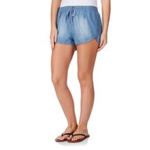 CHAMBRAY Denim Shorts