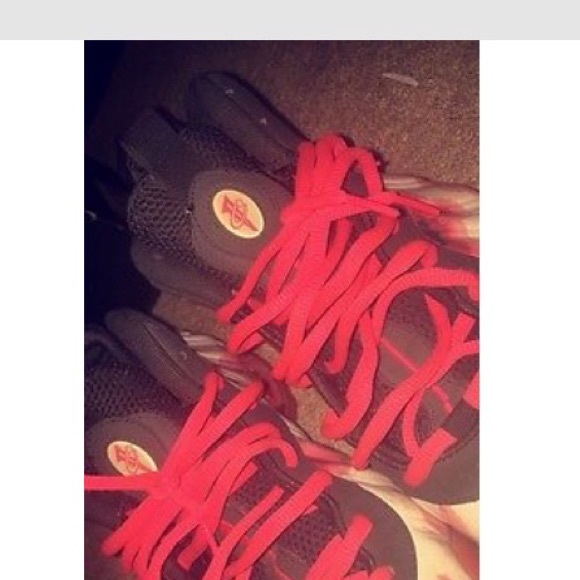 Nike foamposite - Picture 1 of 4