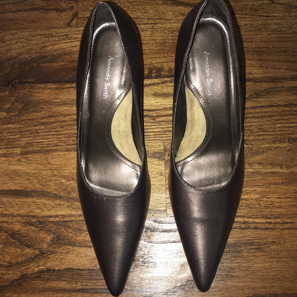 AMANDA SMITH bronze pumps
