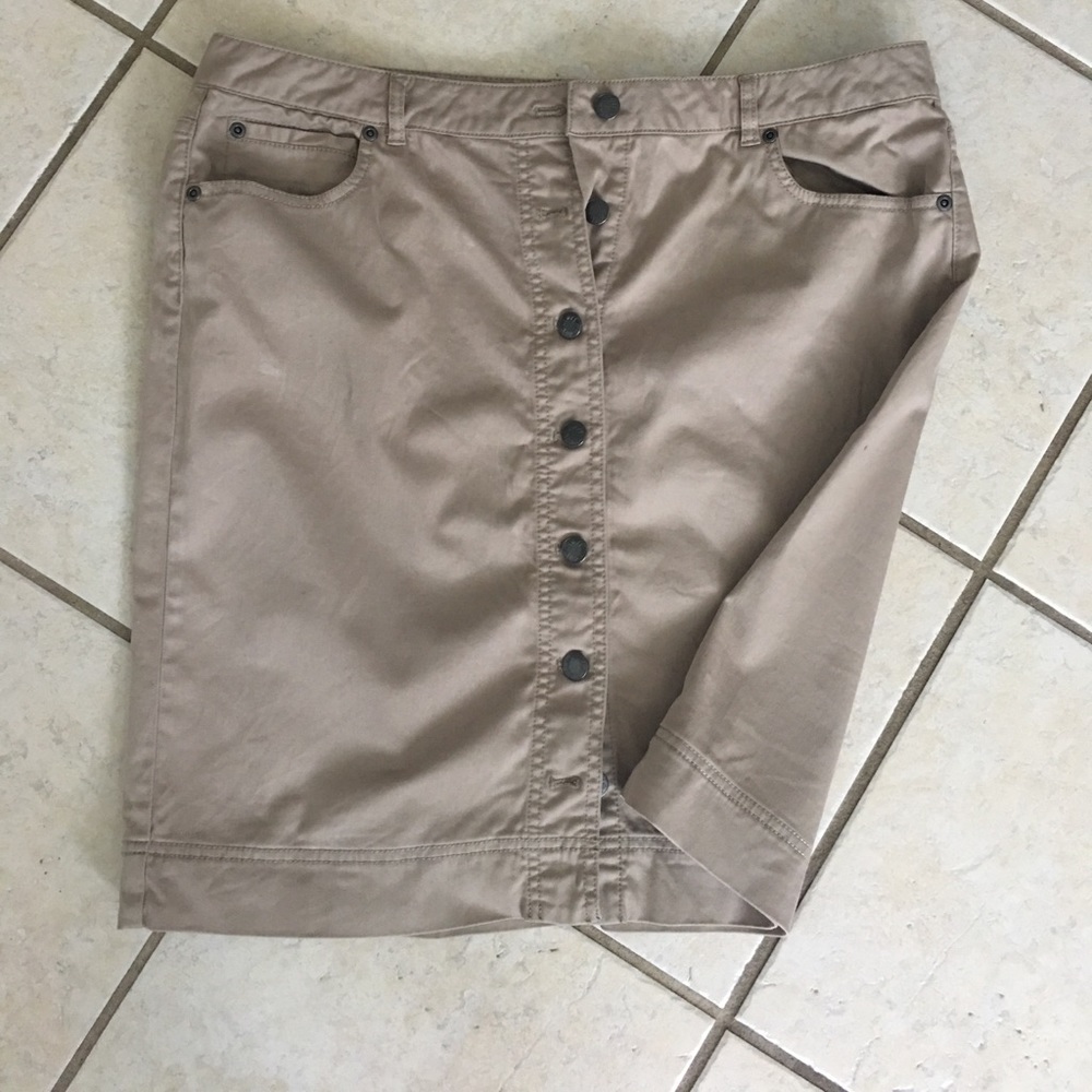 Khaki skirt