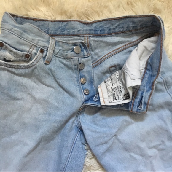 Vintage Distressed Levi's 501 - Picture 5 of 6