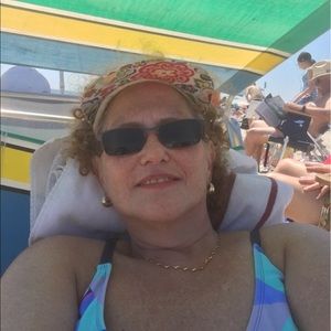 Meet your Posher, Linda