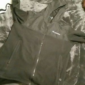 Columbia zip up jacket