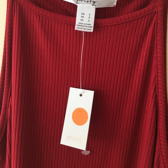 Red flowing above the knee dress - Picture 4 of 4