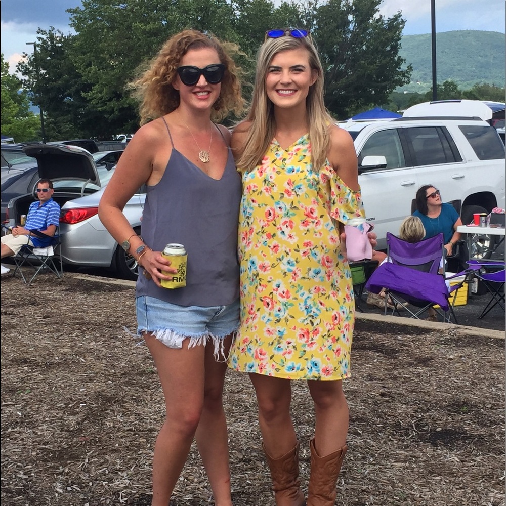 Meet your Posher, Andrea