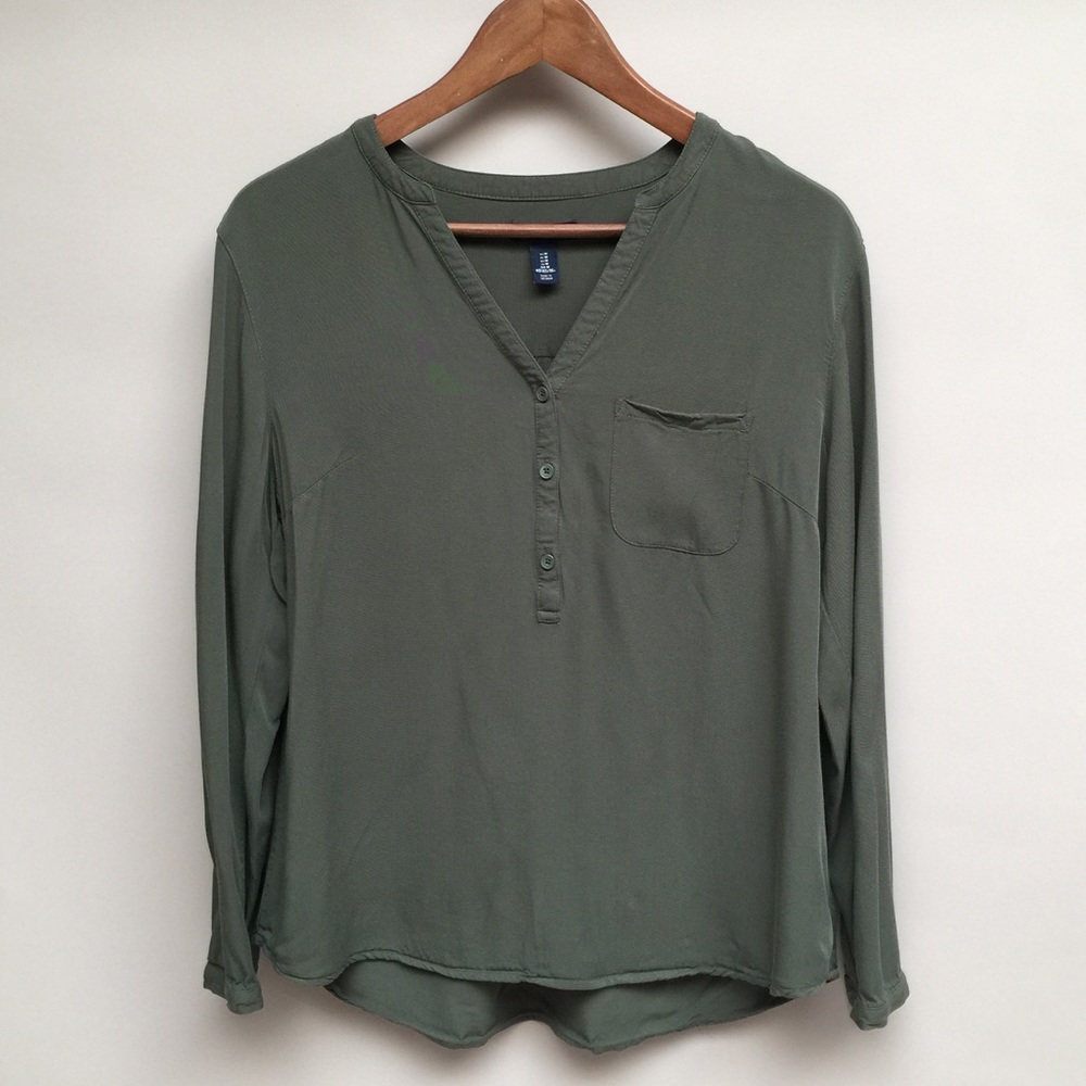 GAP OLIVE LONG SLEEVE BLOUSE