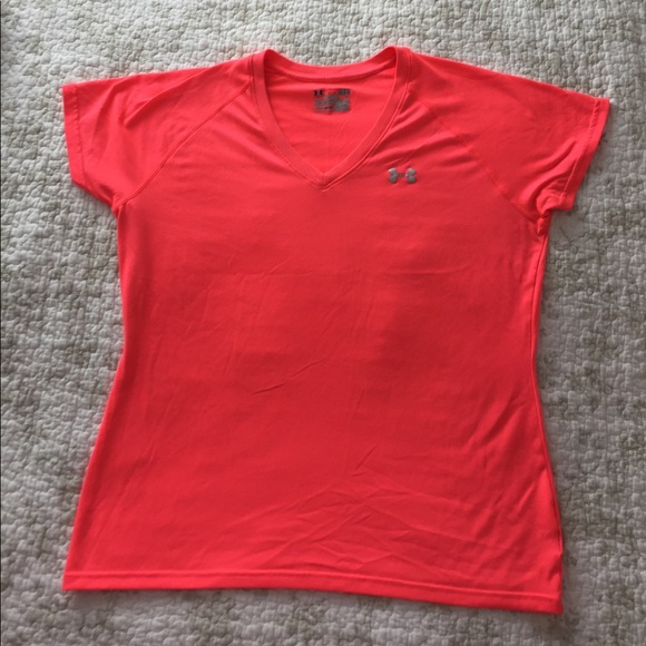 Under Armour Tops - Under Armour slim fitted Shirt