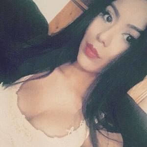 Meet your Posher, Daniela