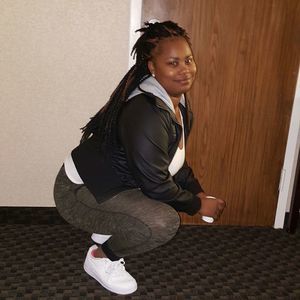 Meet your Posher, Lonette