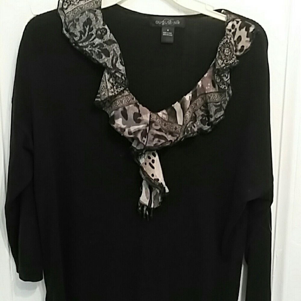4/20 August silk top - Picture 1 of 2