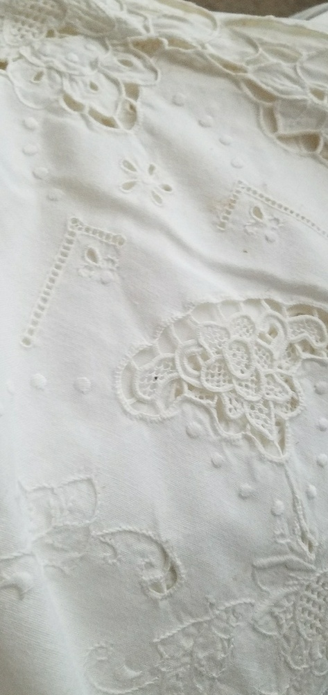 Antique lace sheet  (queen)