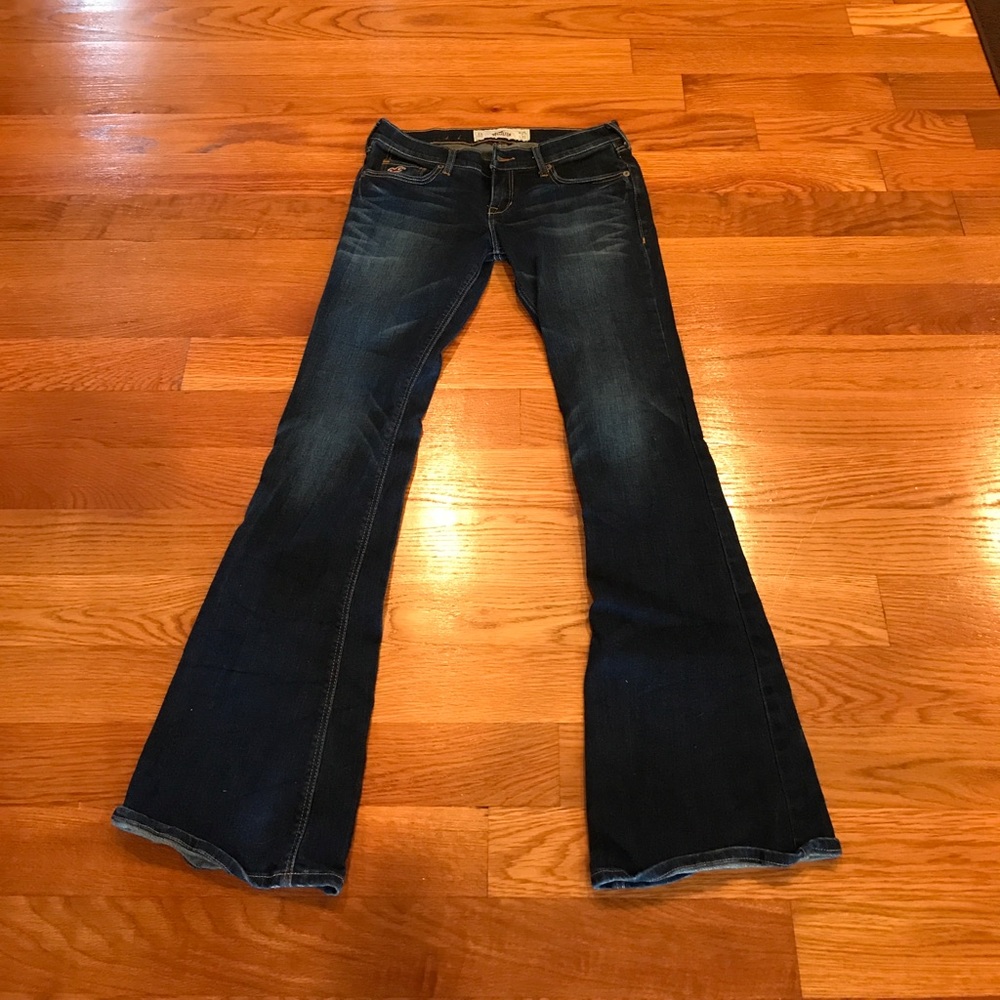 Like new!  Hollister jeans.