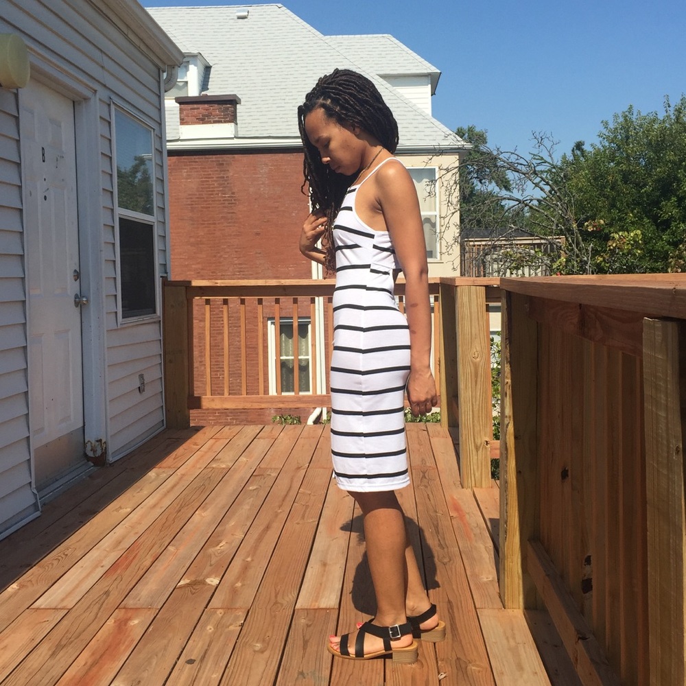 Black and White Striped T Shirt Dress - Picture 4 of 5