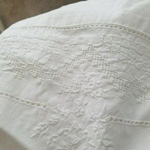 Antique lace sheet  (queen)