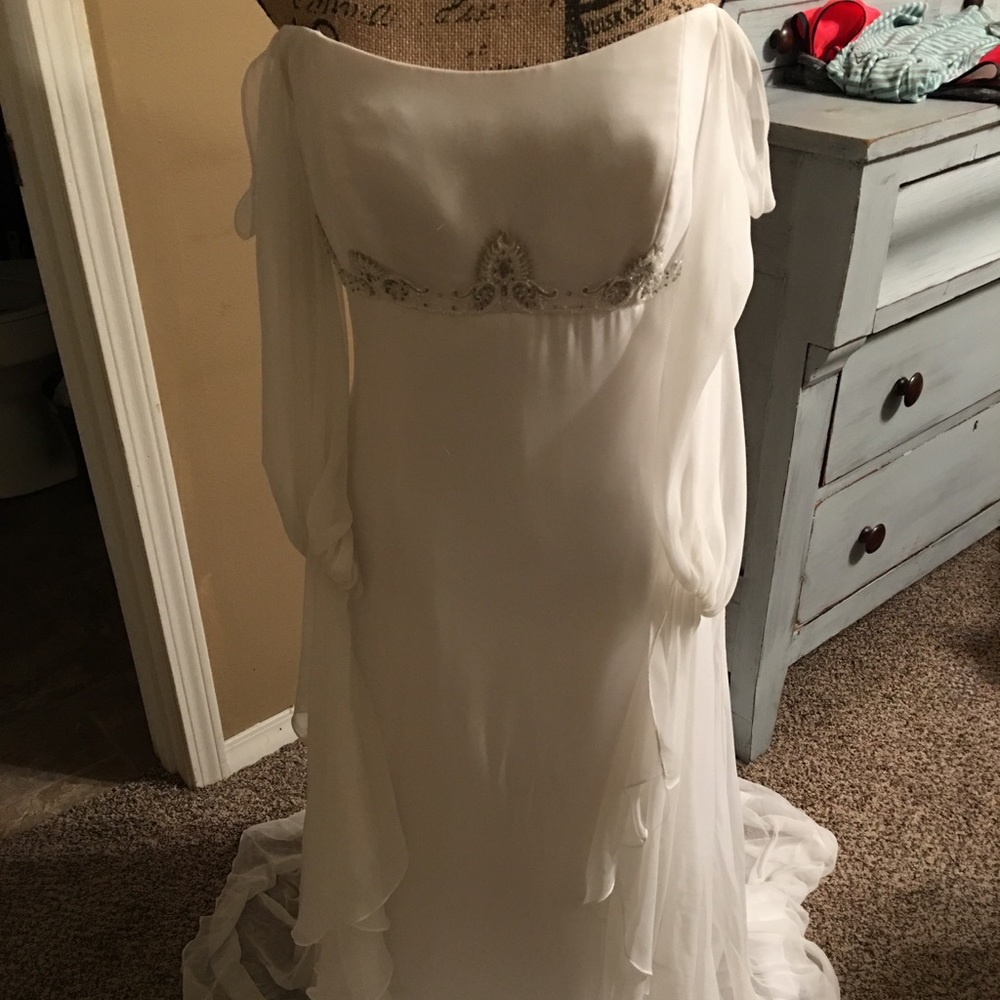 Jim Hjelm Visions Wedding Dress, Size 12