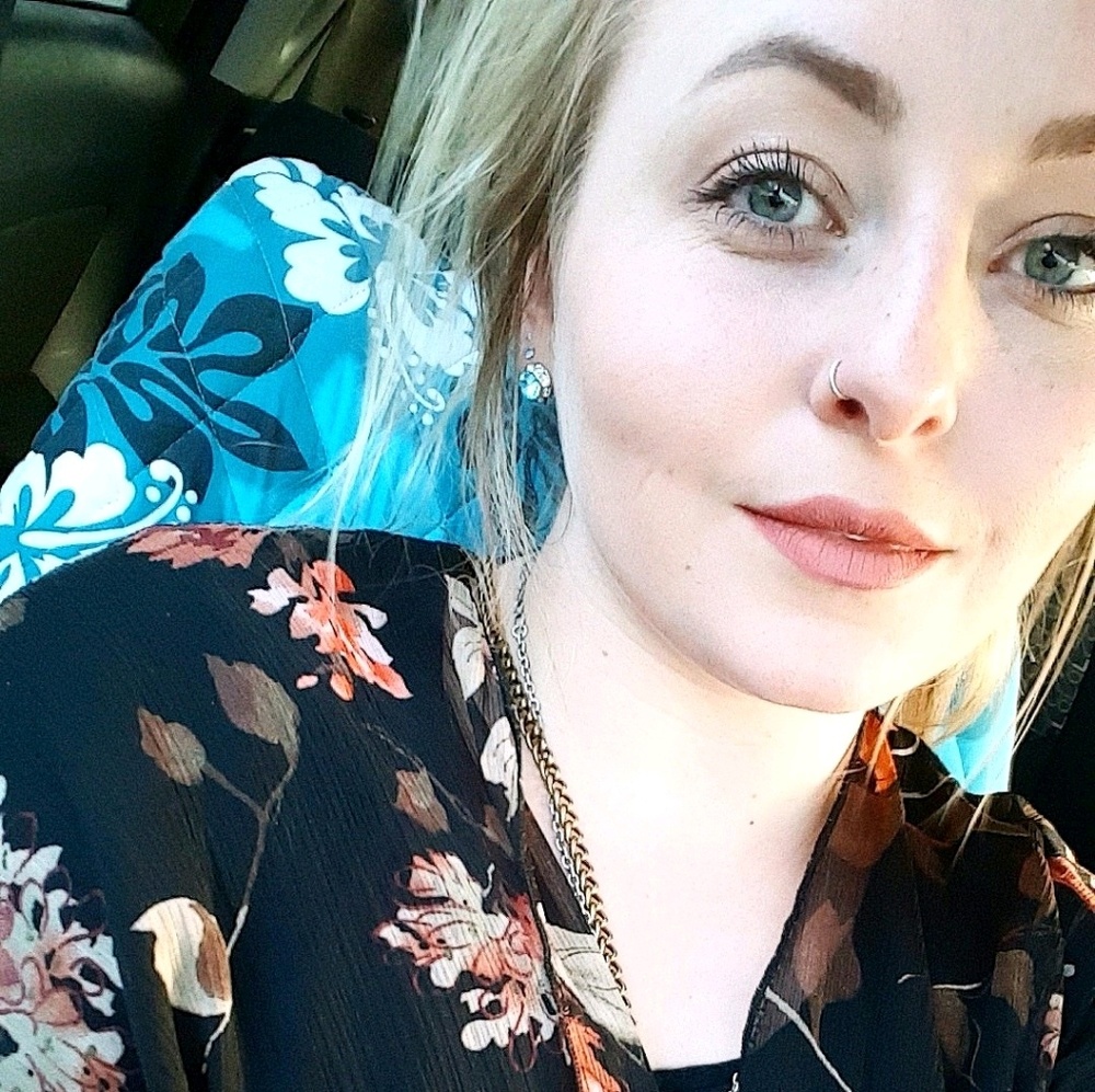 Meet your Posher, Michaela