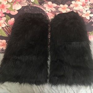 Black fluffies