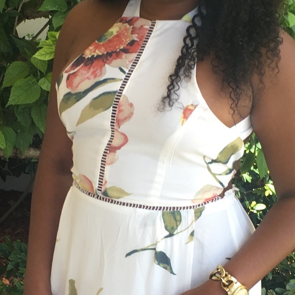 🌺Elegant Floral Maxi Dress🌺 - Picture 3 of 3