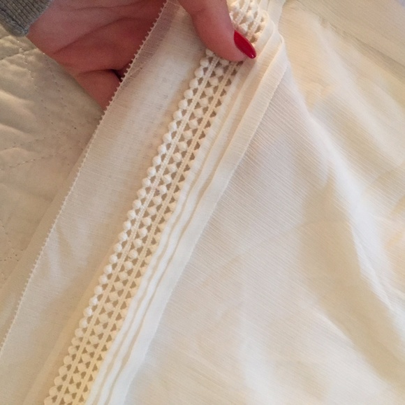 Sheer White Top - Picture 2 of 2