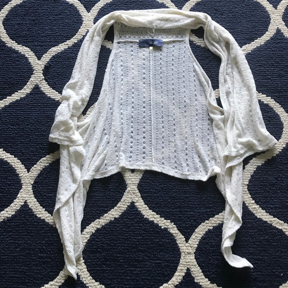 Cream/off-white sweater vest