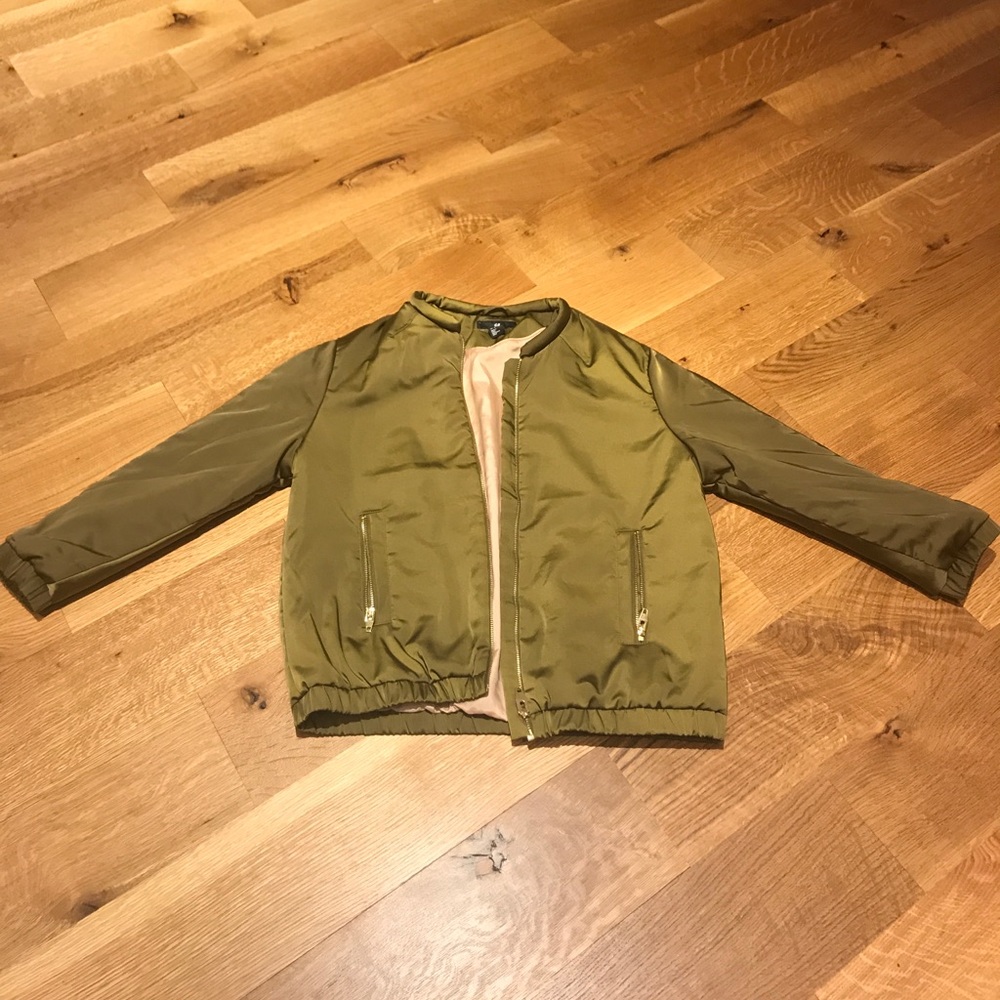 H&M bomber fully lined and quilted.