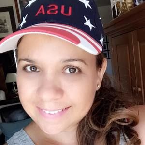 Meet your Posher, Monica