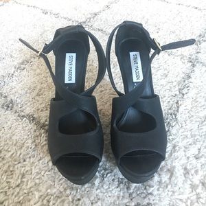 Black Steve Madden wedges