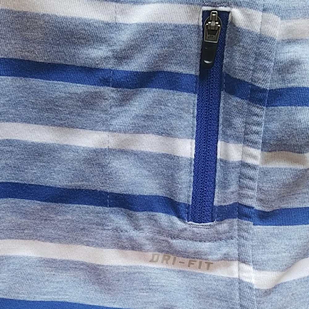 3 Nike Shirts - Picture 3 of 6