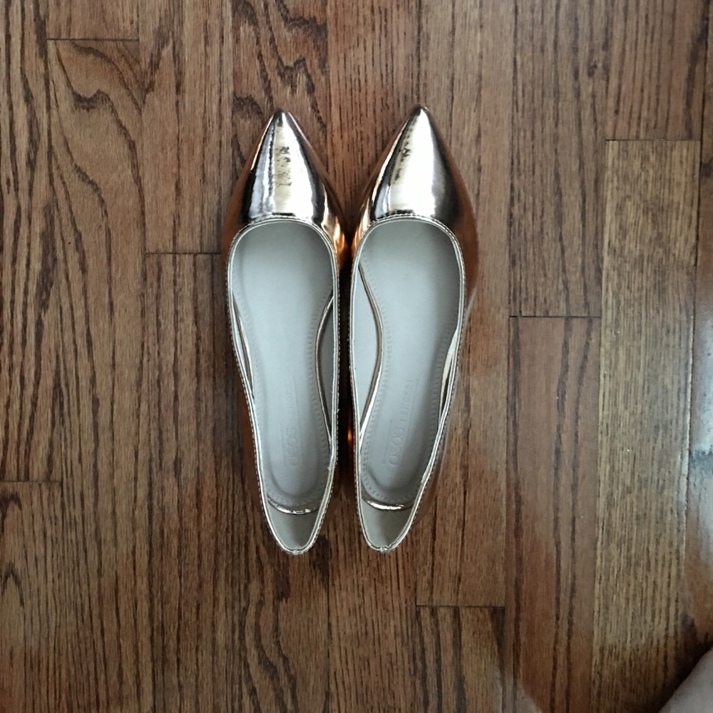 Rose gold pointed flats-new
