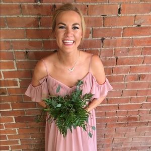 Meet your Posher, Alexis